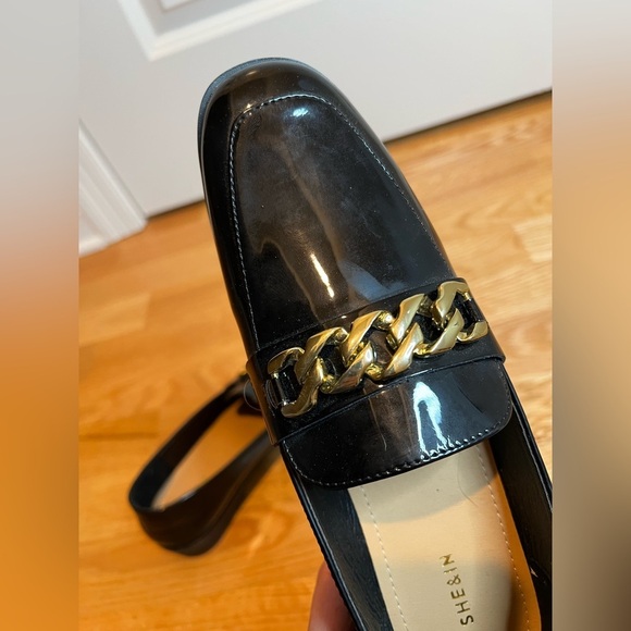 Shein Black and Gold Patent Leather Loafers Size 8 - Picture 5 of 8